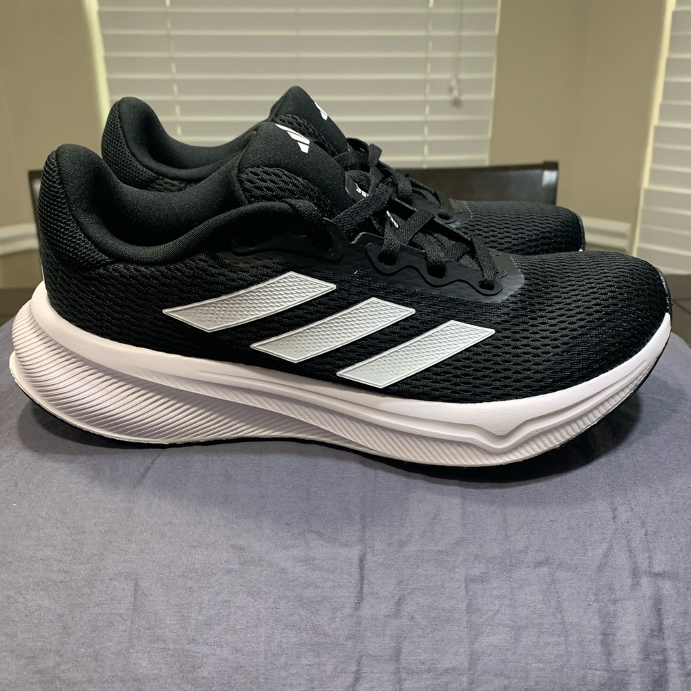 NWT Adidas Women's Response Running Shoes Size 5.5